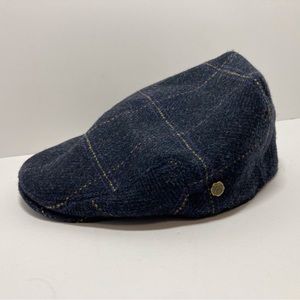 Newsboy hat. Worn once. Great condition